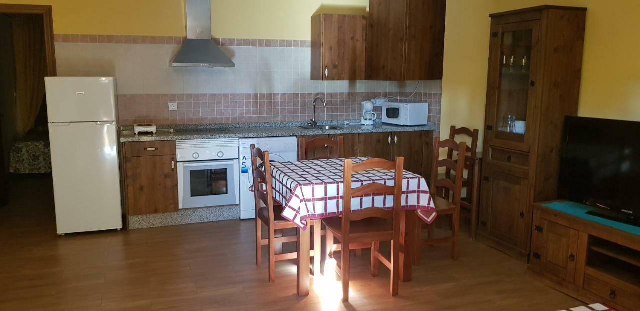 Apartamentossierradegata La Noguera Villamiel Bagian luar foto